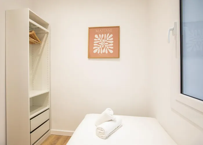 63ind1125- Brand New Apartment *